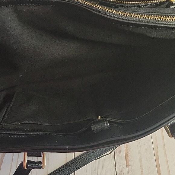 Tory Burch Robinson large saffiano leather Tote bag - Picture 14 of 16